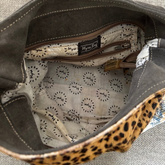 Handbag - Picture 2 of 2